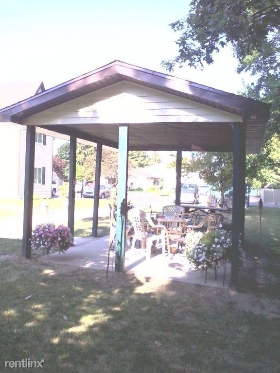 Pinestead Place Apartments 224 Pine St, Breckenridge, MI 48615 Zumper