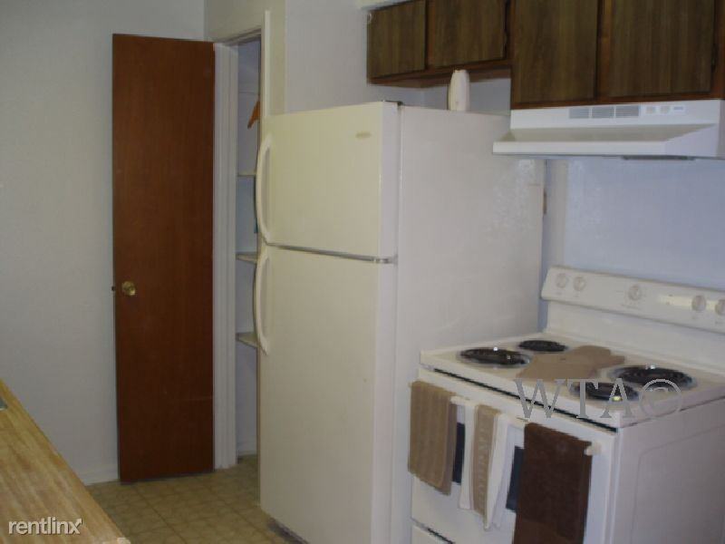 215 W Broadview Dr Apartments in Woodlawn Hills, San Antonio, TX 78228 Zumper