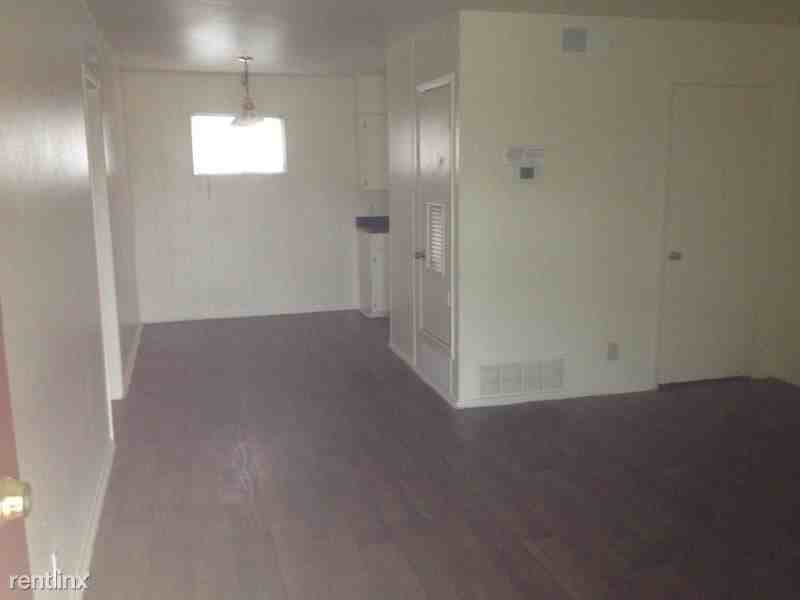 Aviation Place Apartments 402 E Aviation Blvd, Universal City, TX