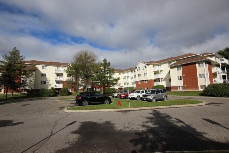 270 Lorry Greenberg Drive, Ottawa, ON K1T 3J6 2 Bedroom Condo for 1,550/month Zumper
