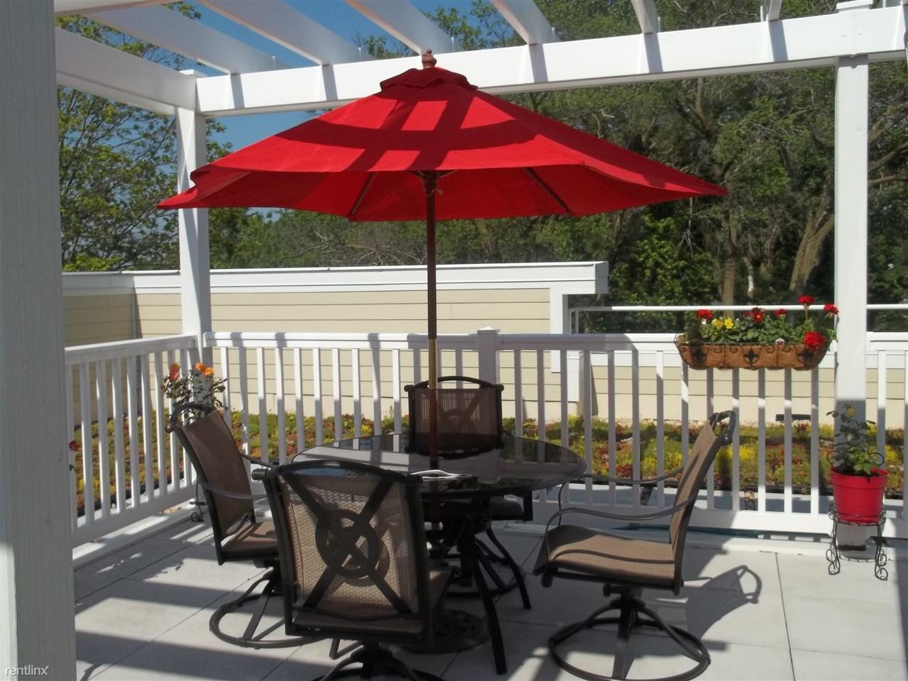 Burr Oaks Senior Apartments 2417 Cypress Way, Madison, WI 53713 Zumper