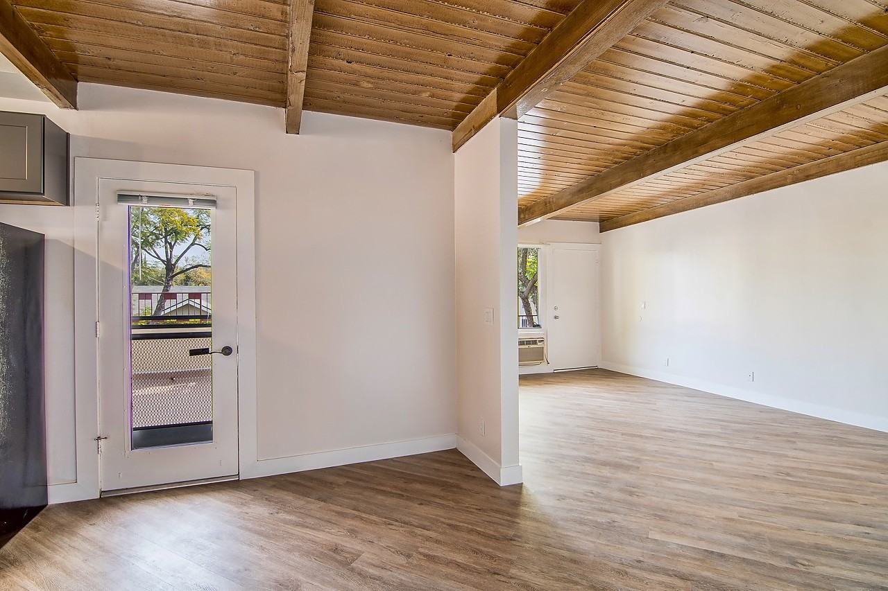 1851 Rodney Drive Apartments 1851/1861/1866/1870 Rodney Drive, Los