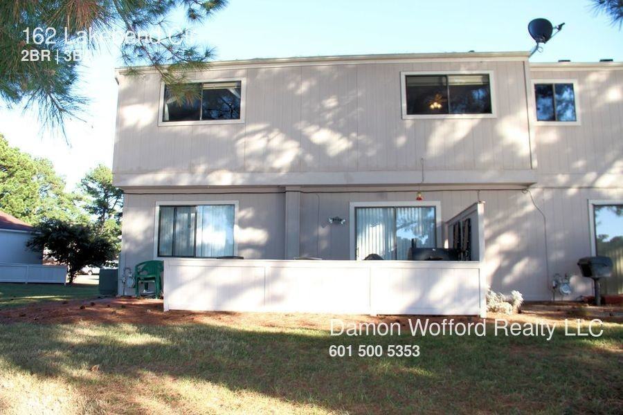 162 Lakebend Cir, Brandon, MS 39042 2 Bedroom House for 1,100/month