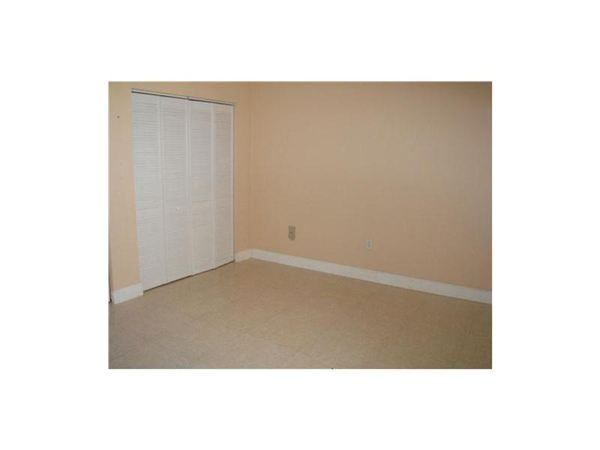 FOUNTAINBLEAU Apartments in MIAMI, FL 33174 Zumper