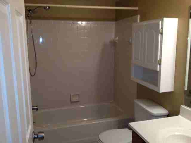 Cambridge Commons Condominiums Apartments Hall Rd, Mount Clemens, MI