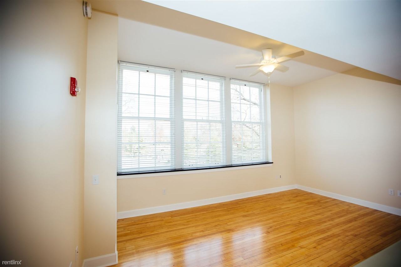 Versailles School Apartments 124 Macey Ave, Versailles, KY 40383 Zumper