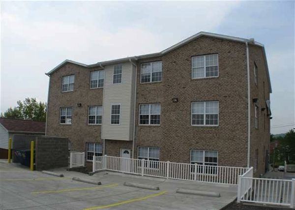 Barrister Heights Apartments University Ave, WV 26505