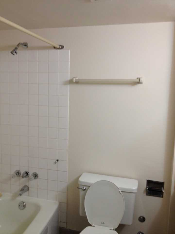 Holiday Towers Apartments 170 hargrave, Winnipeg, MB R3C3H4 Zumper