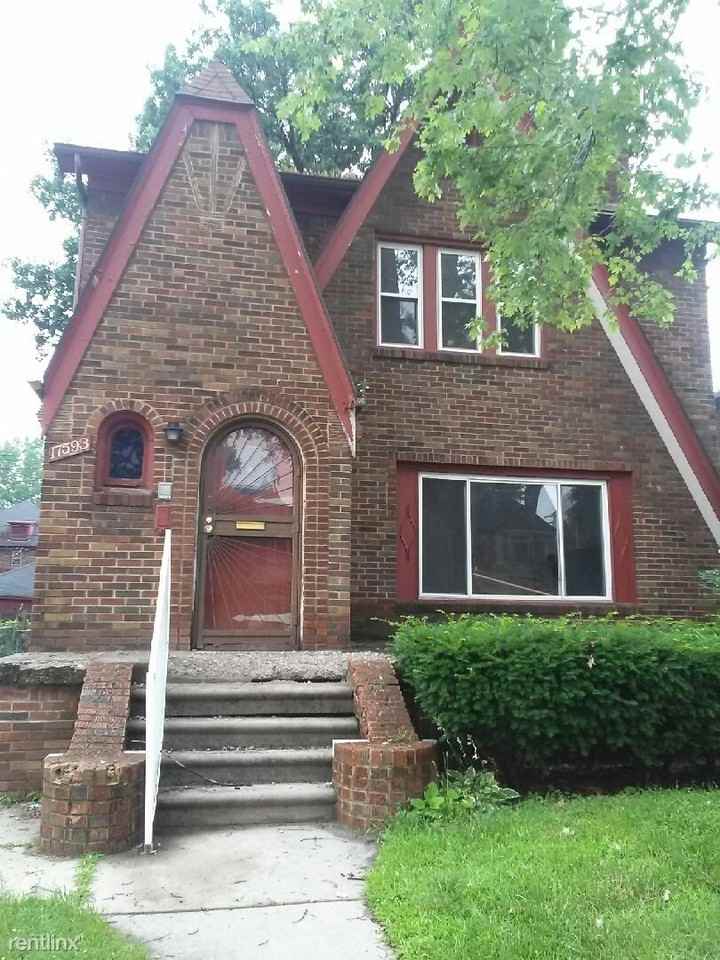 7 Mile And Livernois, Detroit, MI 48221 5 Bedroom House for 1,200