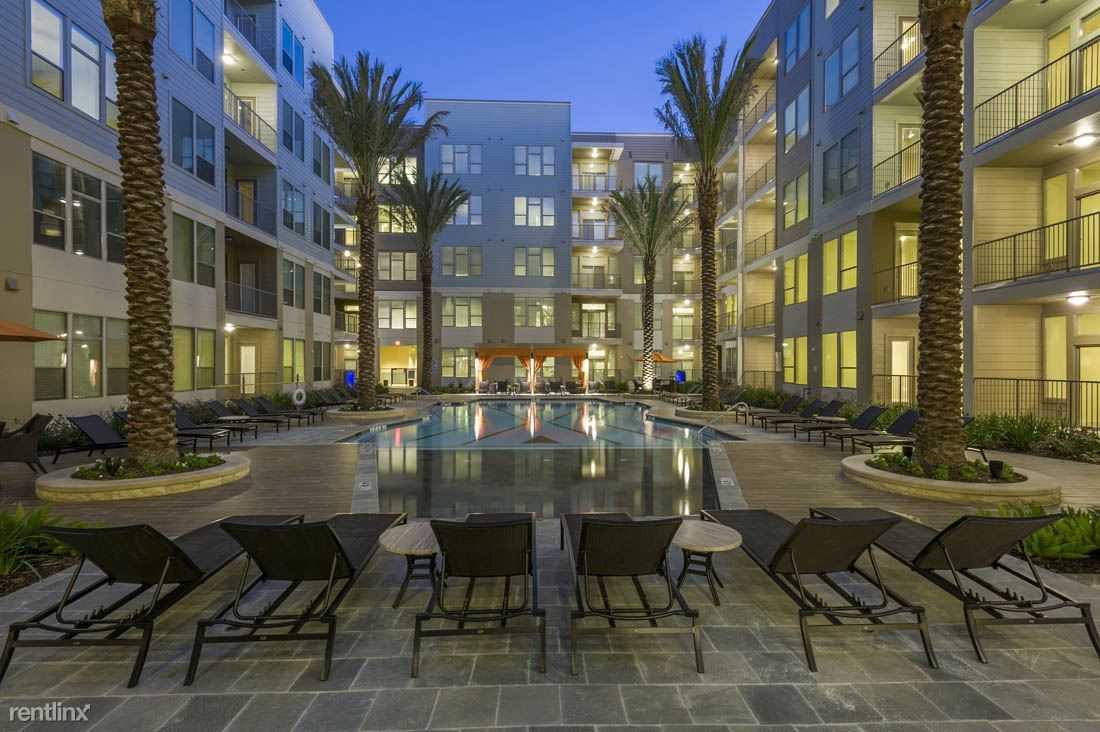 4805 MEMORIAL PARK INNER LOOP AREA Apartments in Washington Ave