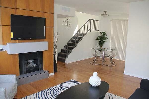 Pico/Fairfax Apartments 511 S Fairfax Ave, Los Angeles, CA 90036 Zumper