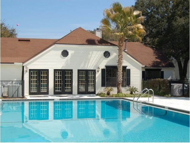 Planters Walk Apartments 7350 Blanding Blvd, Jacksonville, FL 32244