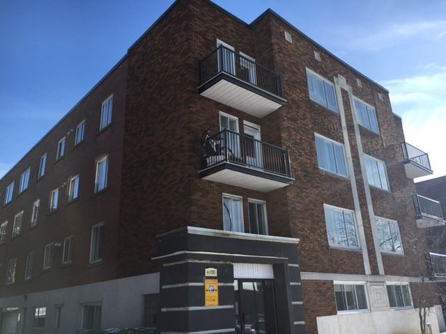 4140 Chemin de la CôteSainteCatherine, Montréal, QC H3T 1E3 2 Bedroom