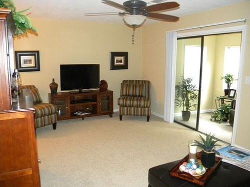 201 W. Montgomery Crossroad Apartments 201 E Montgomery Xrd, Savannah