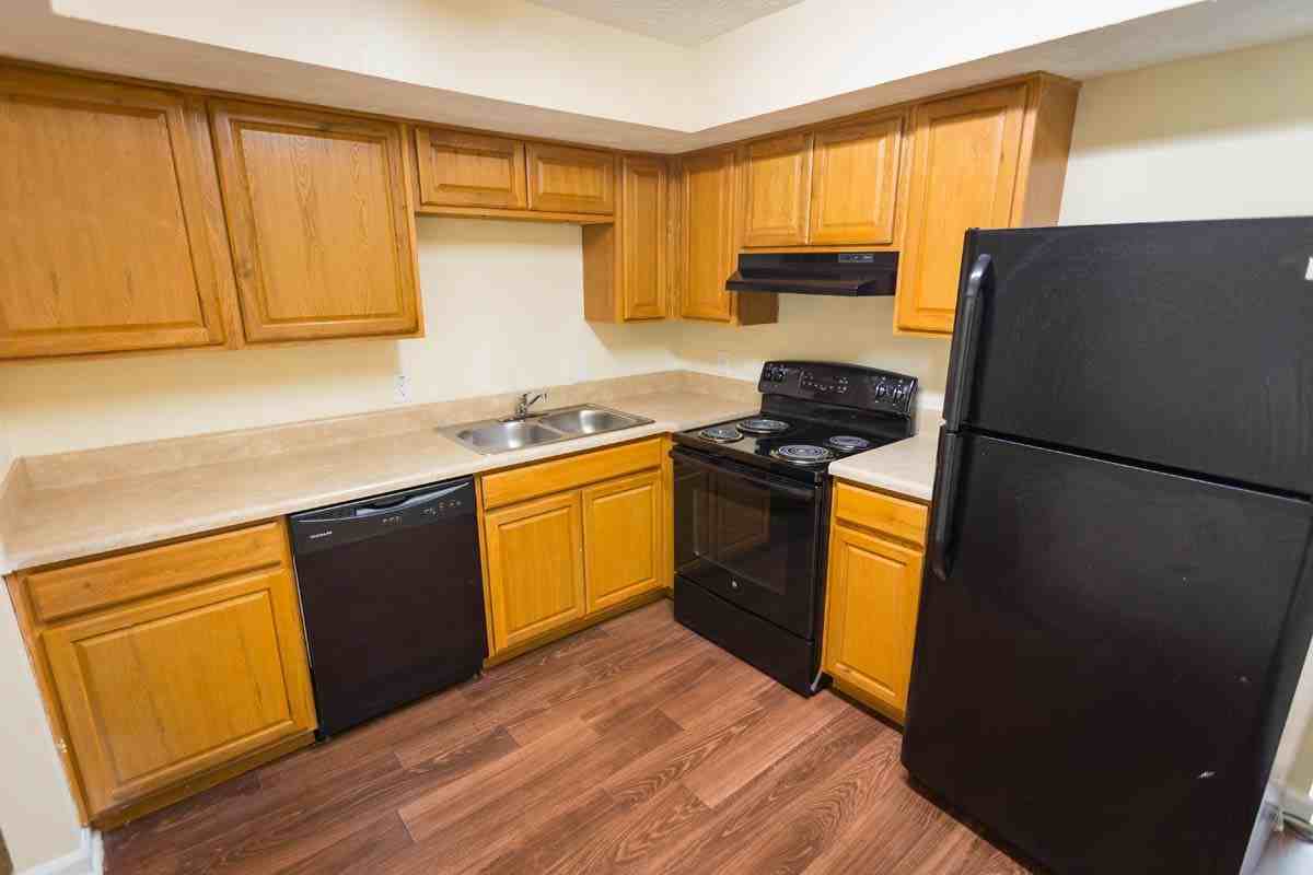 Sierra Station Apartments (fka Brookstone Station) 3630 Buford