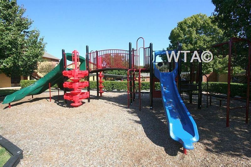 Stassney and Emerald Forest Apartments in Garrison Park, Austin, TX