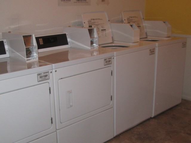 Appletree Apartments 1752 Jackson Ln, AZ 85929 Zumper