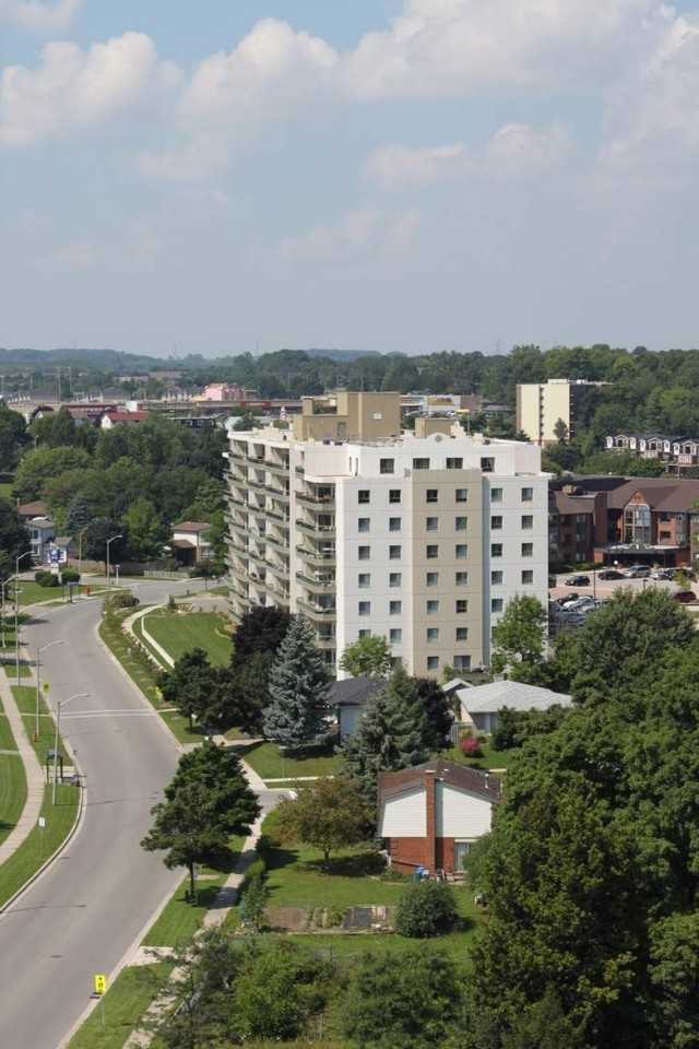 Country Hill Place Apartments 170 Country Hill Dr, Kitchener, ON N2E