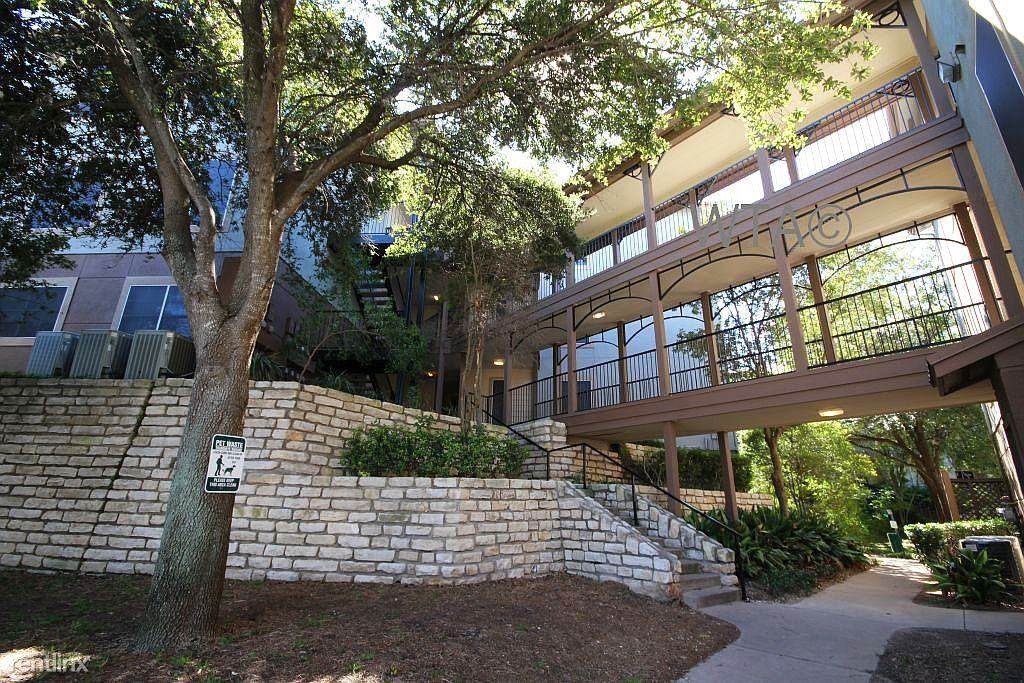 Exceptional Location in Heart of South Congress Apartments in Austin