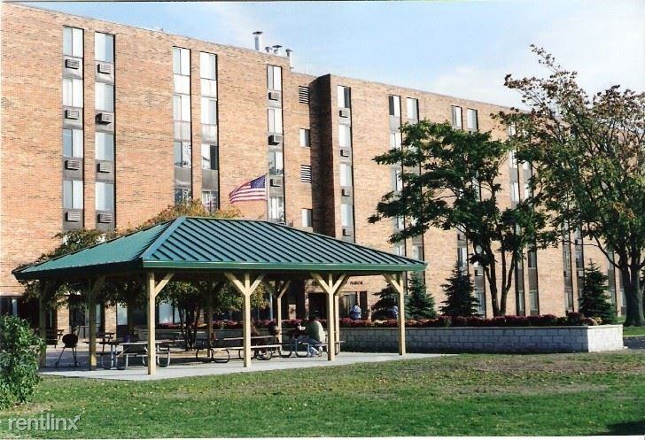 Maloney Manor Apartments 210 Fitzhugh St, Bay City, MI 48708 Zumper