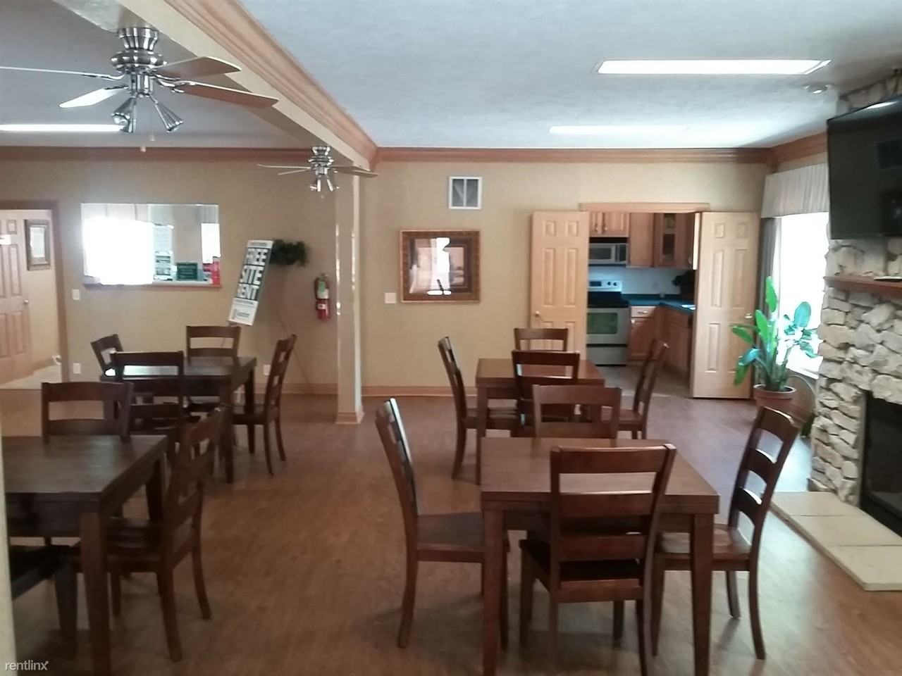 Williamsburg Manor Apartments 2257 Montdale Dr, Valparaiso, IN 46383 Zumper