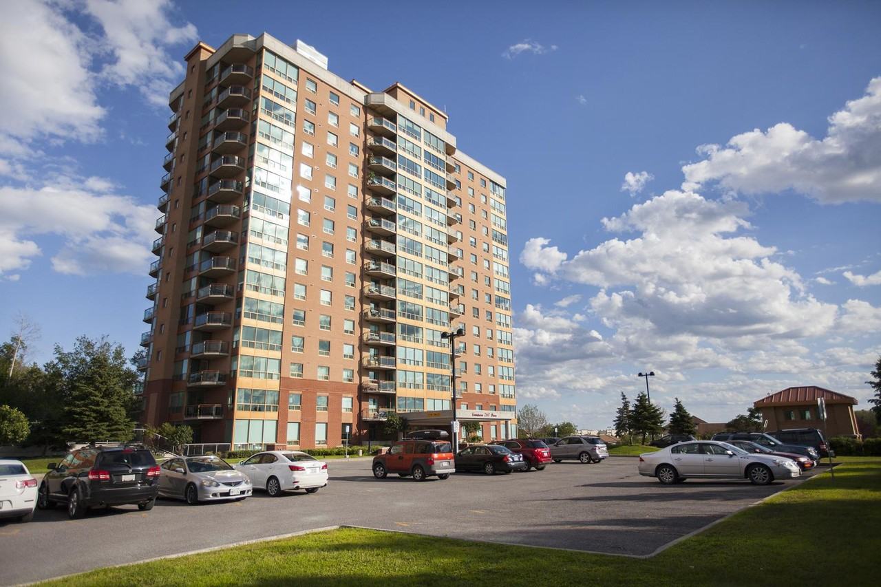 7307 Campeau Drive Apartments 7307 Campeau Dr, Ottawa, ON K2K 3M3