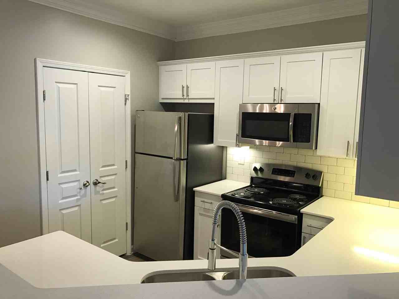 Radius Cheshire Bridge Apartments 2124 Cheshire Bridge Road Northeast