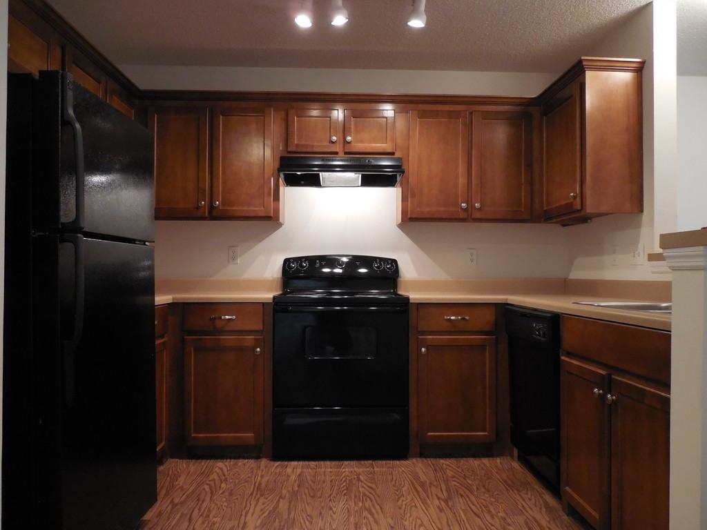 Castlewood & Park Place Apartments 700 East Park Avenue, Valdosta, GA