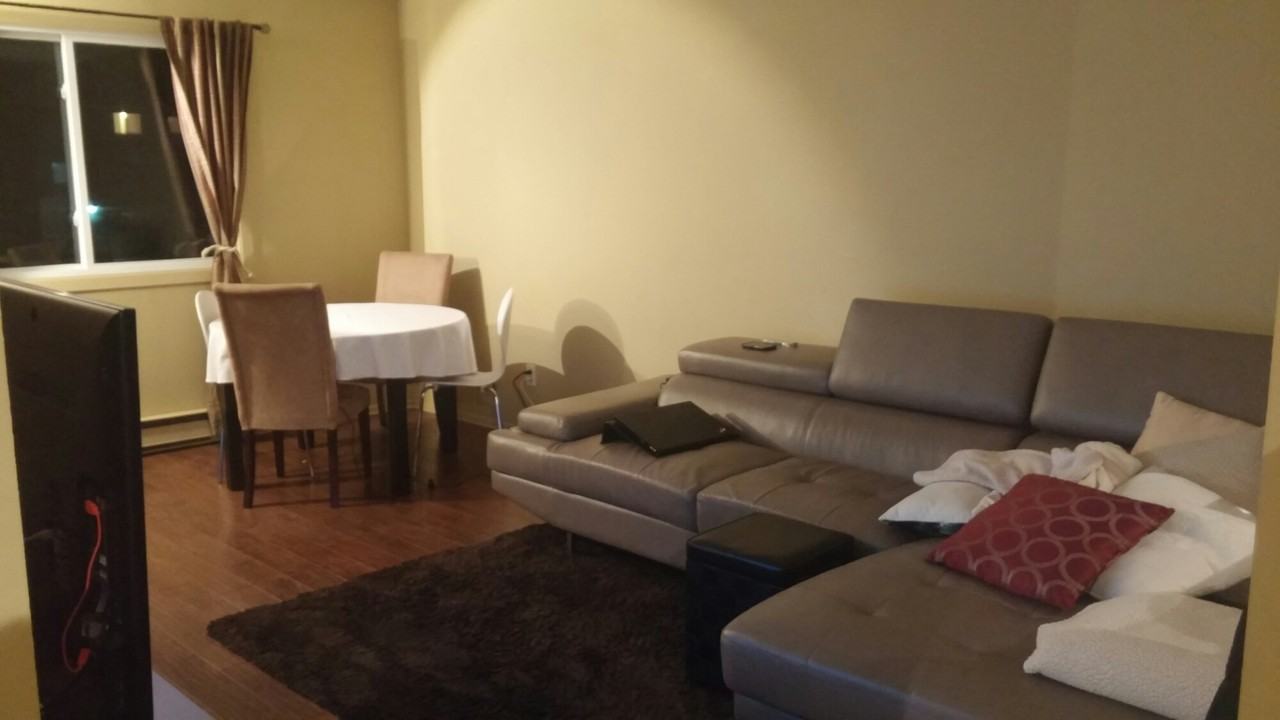 212 Viewmount Drive, Ottawa, ON K2E 7X2 2 Bedroom Apartment for 1,250