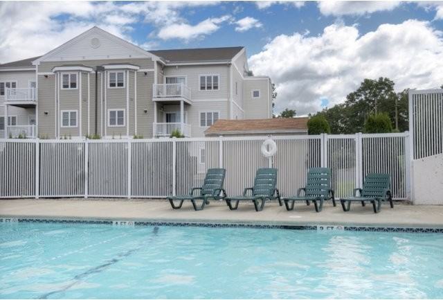 The Estate at Princeton Reserve Apartments 595 Merrill Ln, Dracut, MA