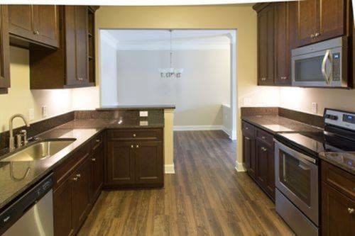 Greystone Summit Gulf Breeze Apartments 1900 Reserve Blvd, Midway, FL