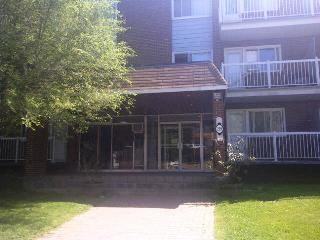 299 Spring Garden Apartments 299 Rue Spring Garden, DollardDes