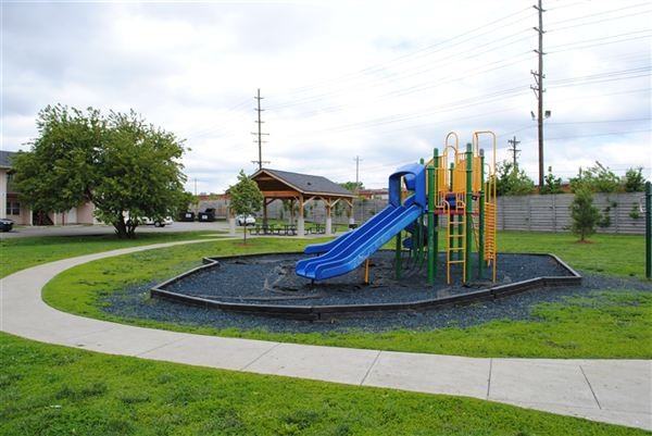 Partridge Pointe Apartments Manslick Ct, Shively, KY 40215 Zumper