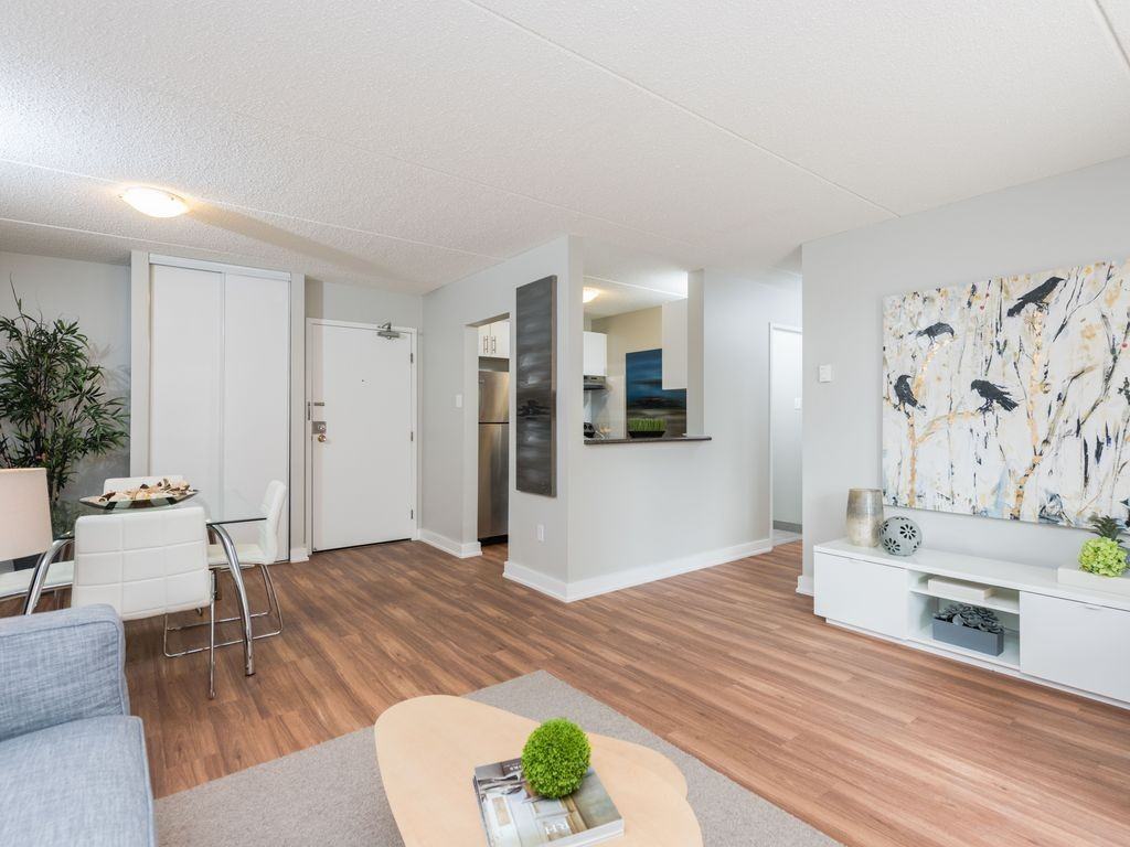 Colony Square Apartments 555 St Mary Ave, Winnipeg, MB R3C 4C4 Zumper