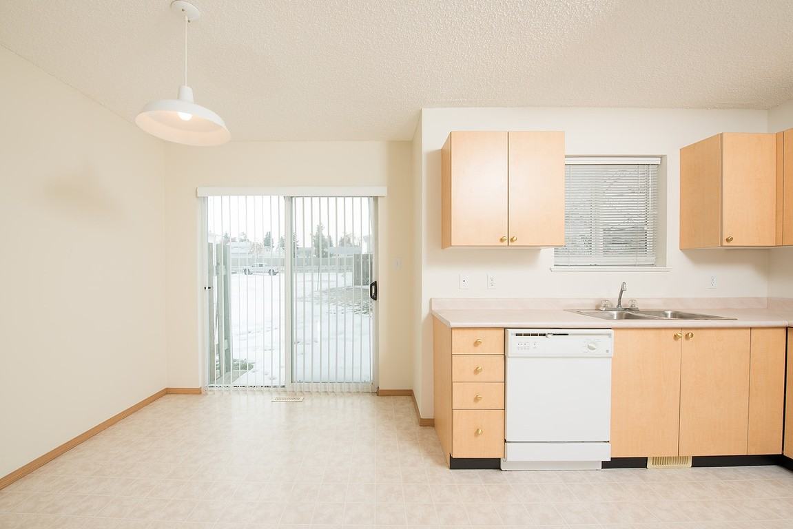 Grove Estates Apartments 610 King St, Spruce Grove, AB T7X 4B2 Zumper