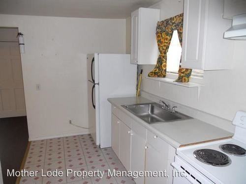 18491 Rozier 6 Plex Apartments in Tuolumne, CA 95379 Zumper