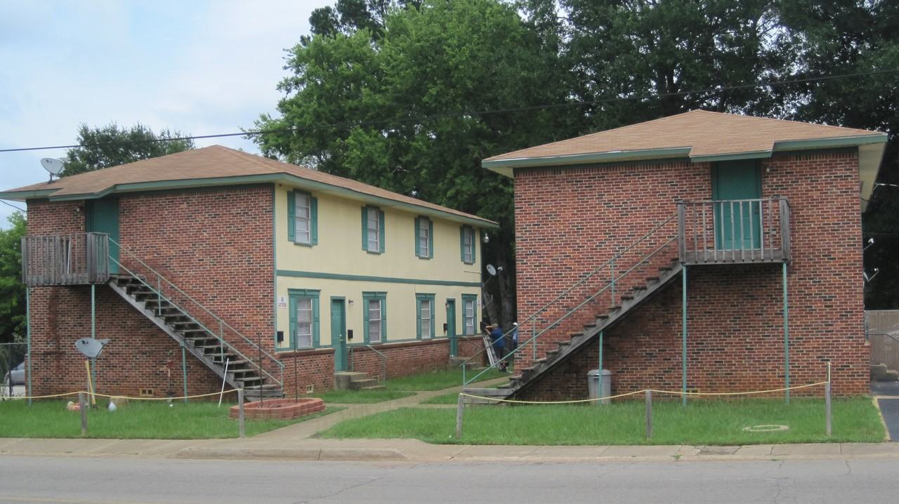 910 Wiley Ave Marshall Apartments in Texas, TX 75670 Zumper