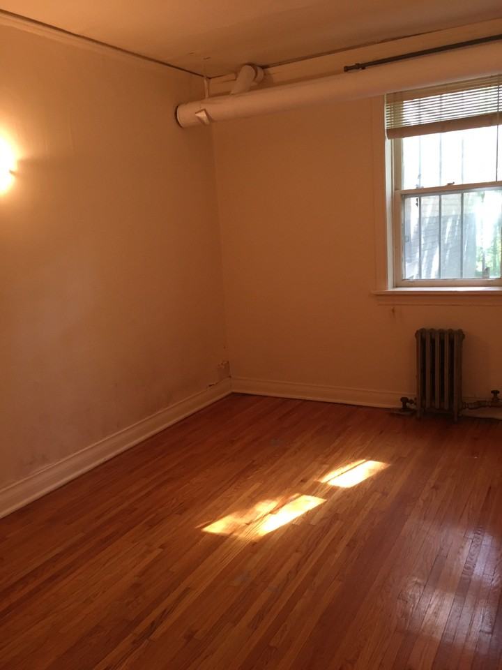 400 Assiniboine Ave, Winnipeg, MB R3C 0Y1 1 Bedroom Apartment for 687/month Zumper