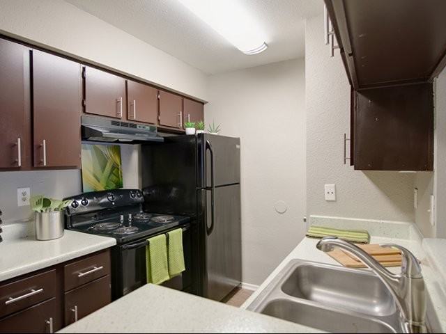 The Crosby at Westchase Apartments 2909 Hayes Road, Houston, TX 77082