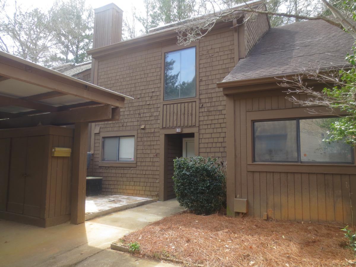 92 Willowick Dr, Lithonia, GA 30038 2 Bedroom Apartment for Rent for