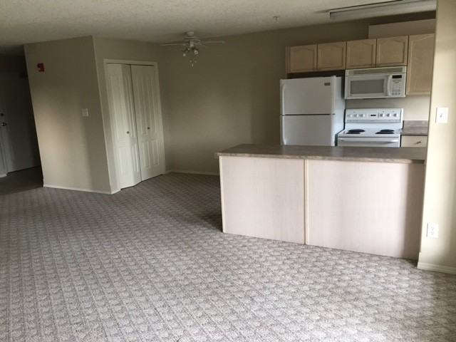 Poplar Grove Apartments 320 Church Road, Spruce Grove, AB T7X 4J7