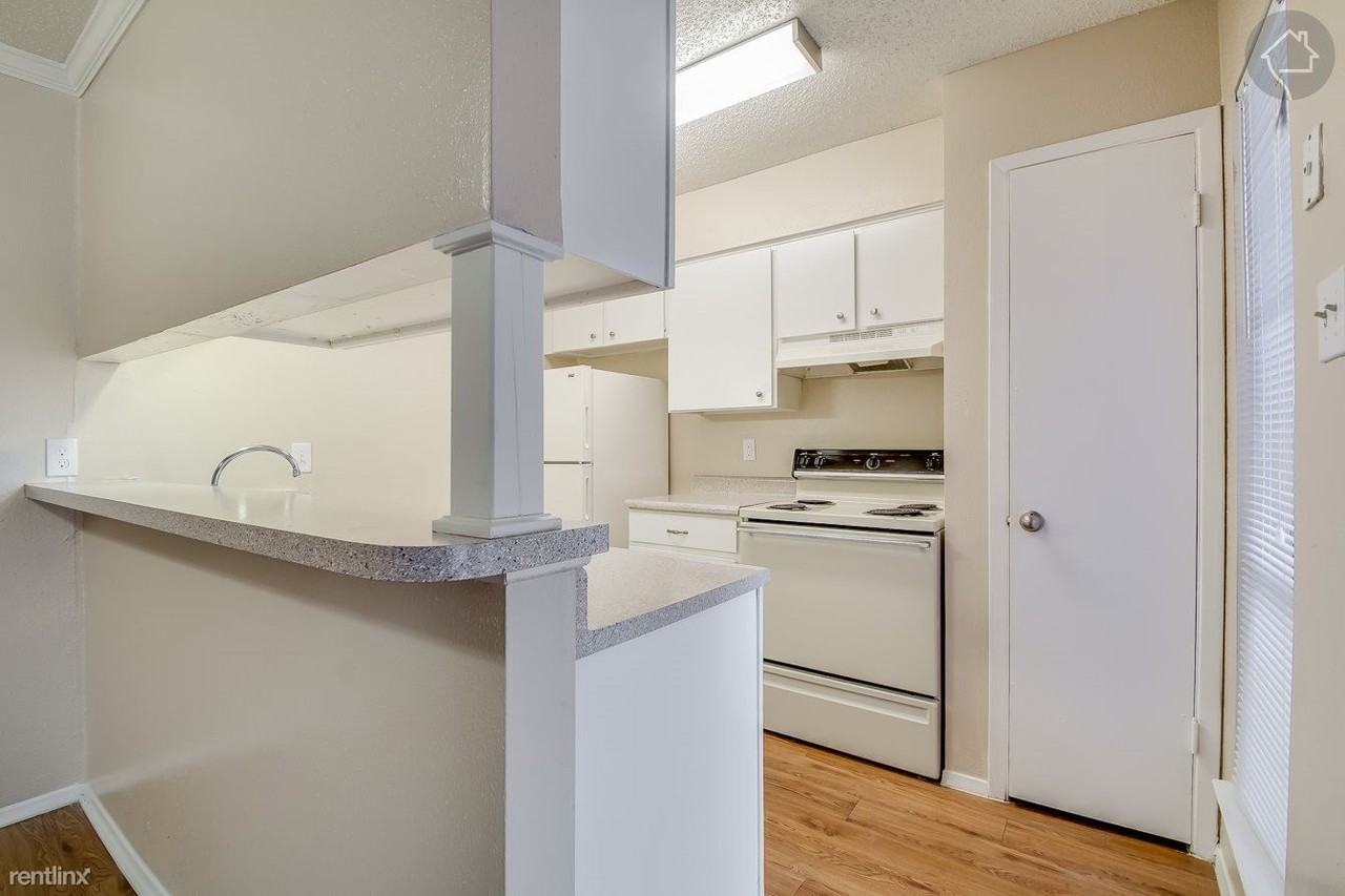 Pat Booker Apartments in Universal City, TX 78148 Zumper