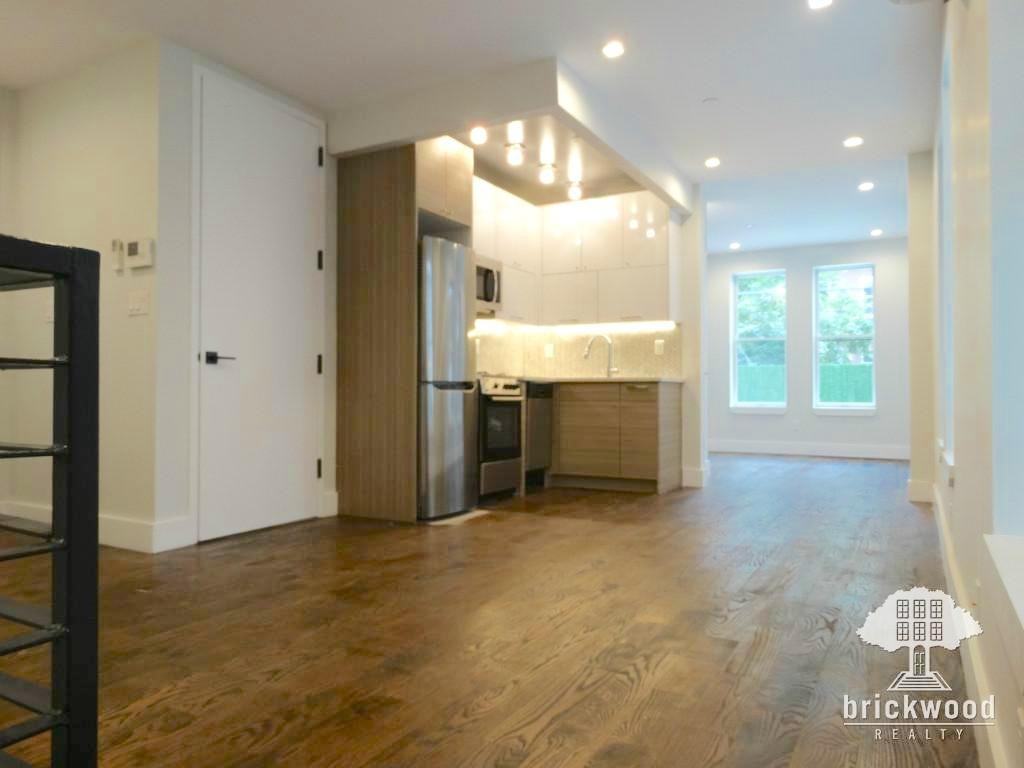 Cypress Ave & Summerfield St 1B, New York, NY 11385 3 Bedroom