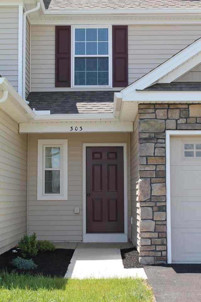 LAKESIDE CROSSING (3 UNITS VARIOUS ADDRESSES) Apartments Lakeside