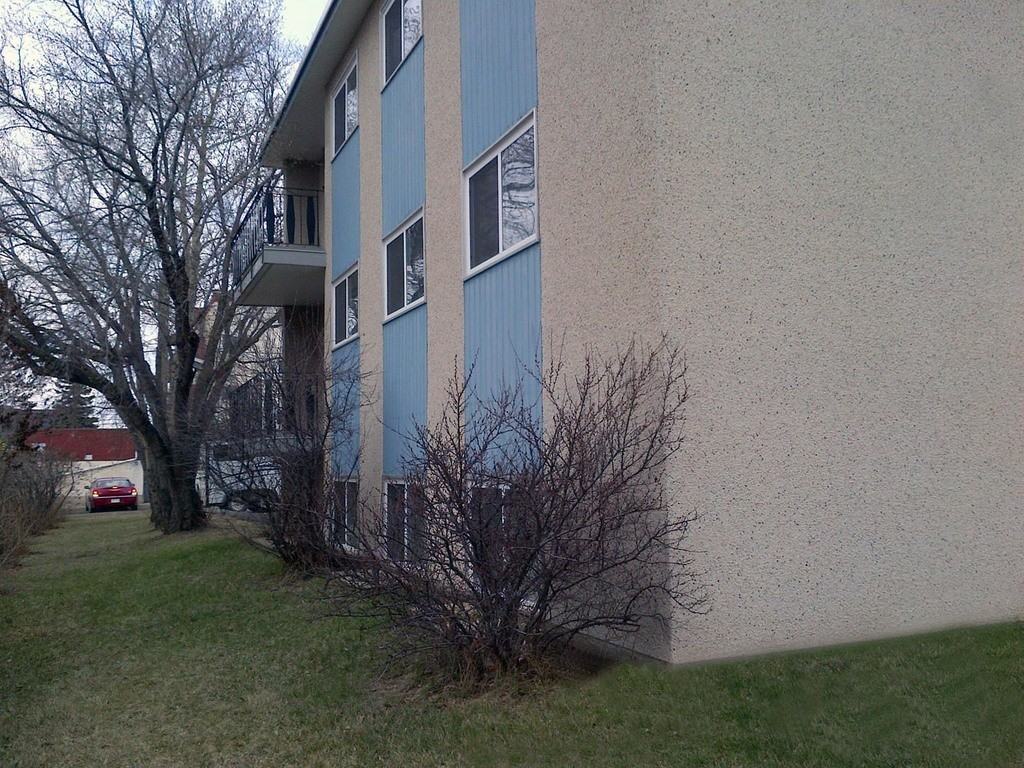 Charles Rutherford Apts. Apartments 9804 102 St, Fort Saskatchewan