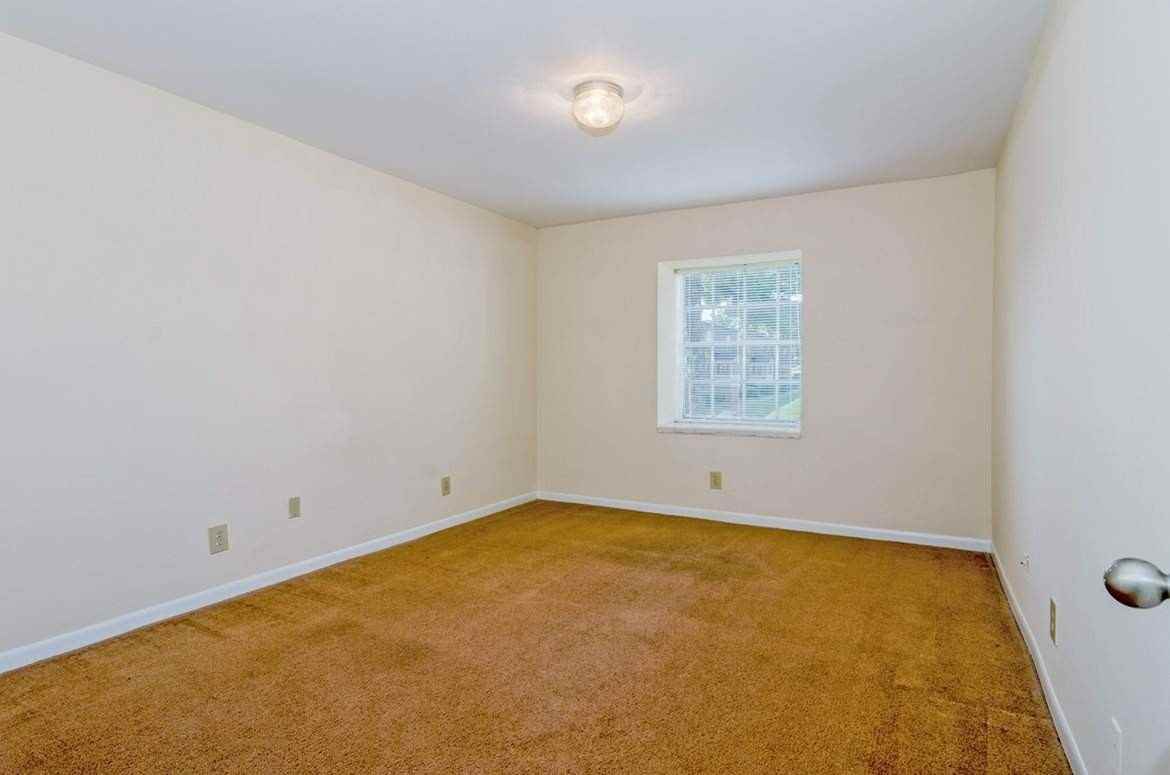 Galleria Courtyards Apartments 1400 Galleria Lane, Smyrna, GA 30080