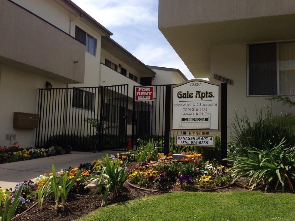 12359 Gale Ave, Hawthorne, CA 90250 2 Bedroom Condo for Rent for 1,375