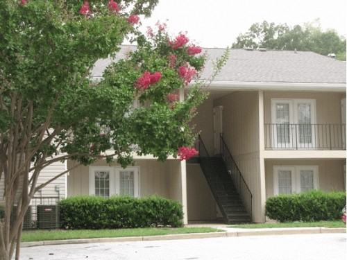 Eagles Nest Apartments 2900 Landrum Drive Southwest, Atlanta, GA