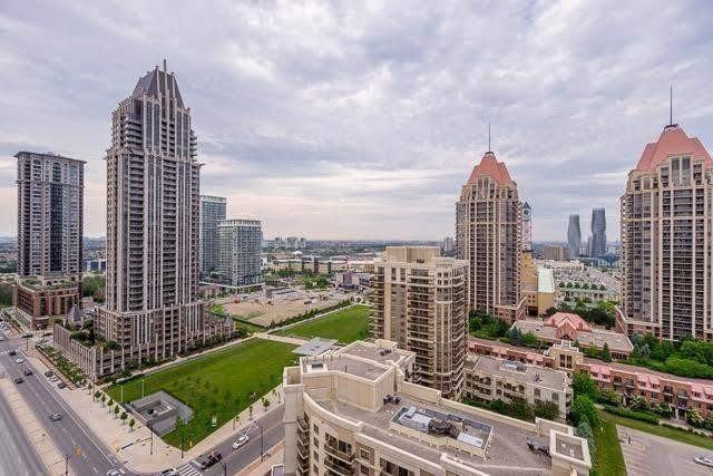 Confederation Parkway Apartments 4070 Confederation Pkwy, Mississauga