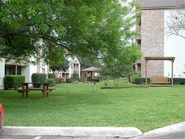 Bandera and Grissom Apartments Bandera Rd, Leon Valley, TX 78238 Zumper